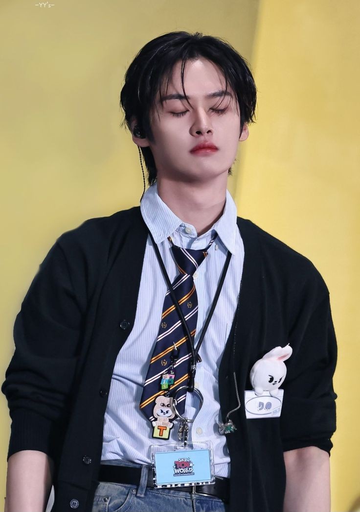 ➷ (@vlivelino) on Twitter photo 