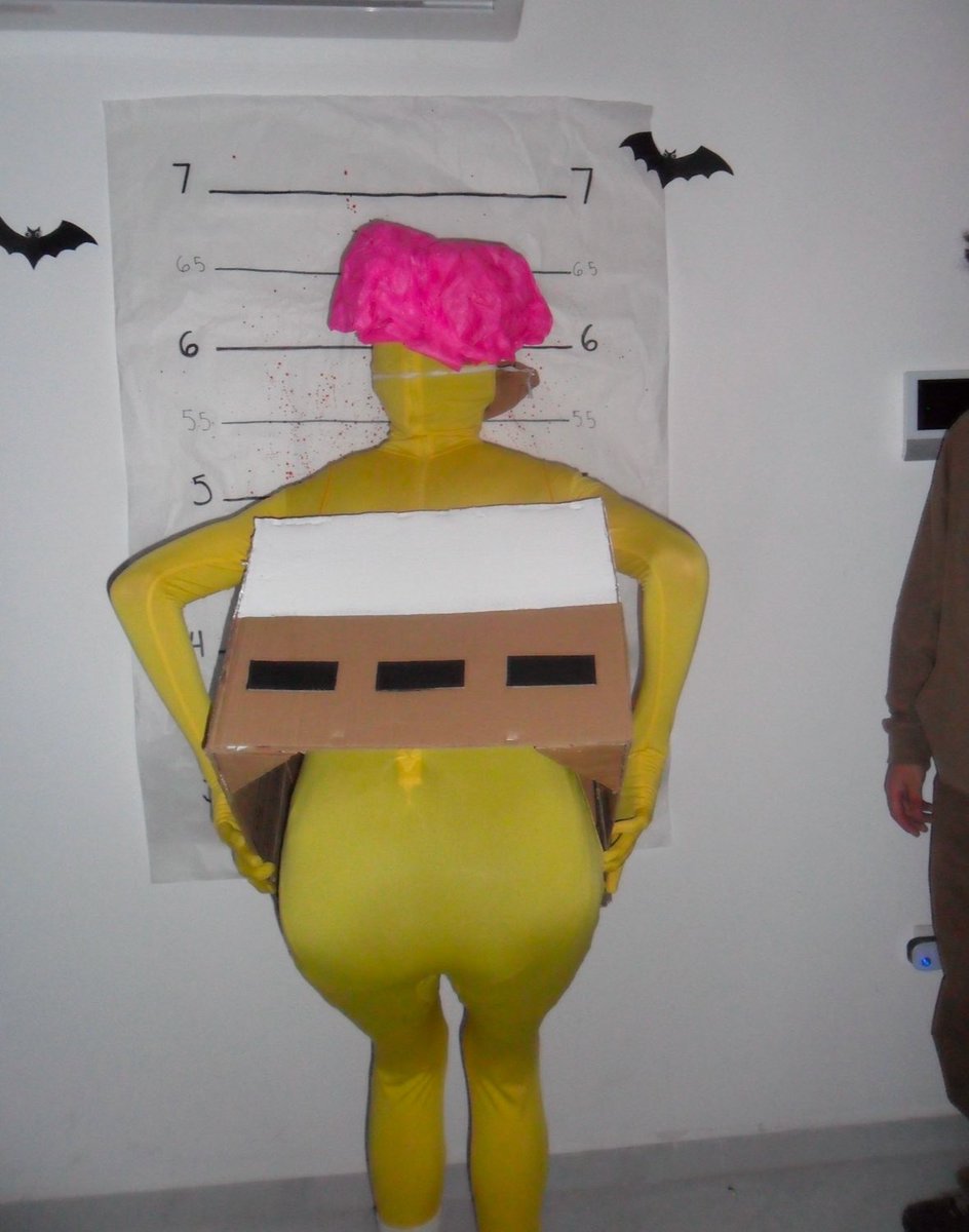 seeeooi's tweet photo. @Woshingo toco ser bob esponja pompudo, alto y flaco https://t.co/Ex6t8wYsJT