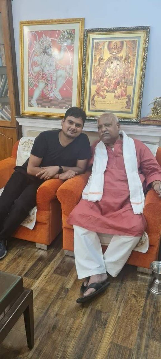 monupathak1's tweet photo. सादर चरण स्पर्श आदरणीय @LalluSinghBJP बाबूजी 🙏🏼🎂 आप हमेशा स्वस्थ रहे, प्रभु श्री राम आपको दीर्घायु करें बाबूजी।🙏🏼🎂�� https://t.co/75gbY9kkGF