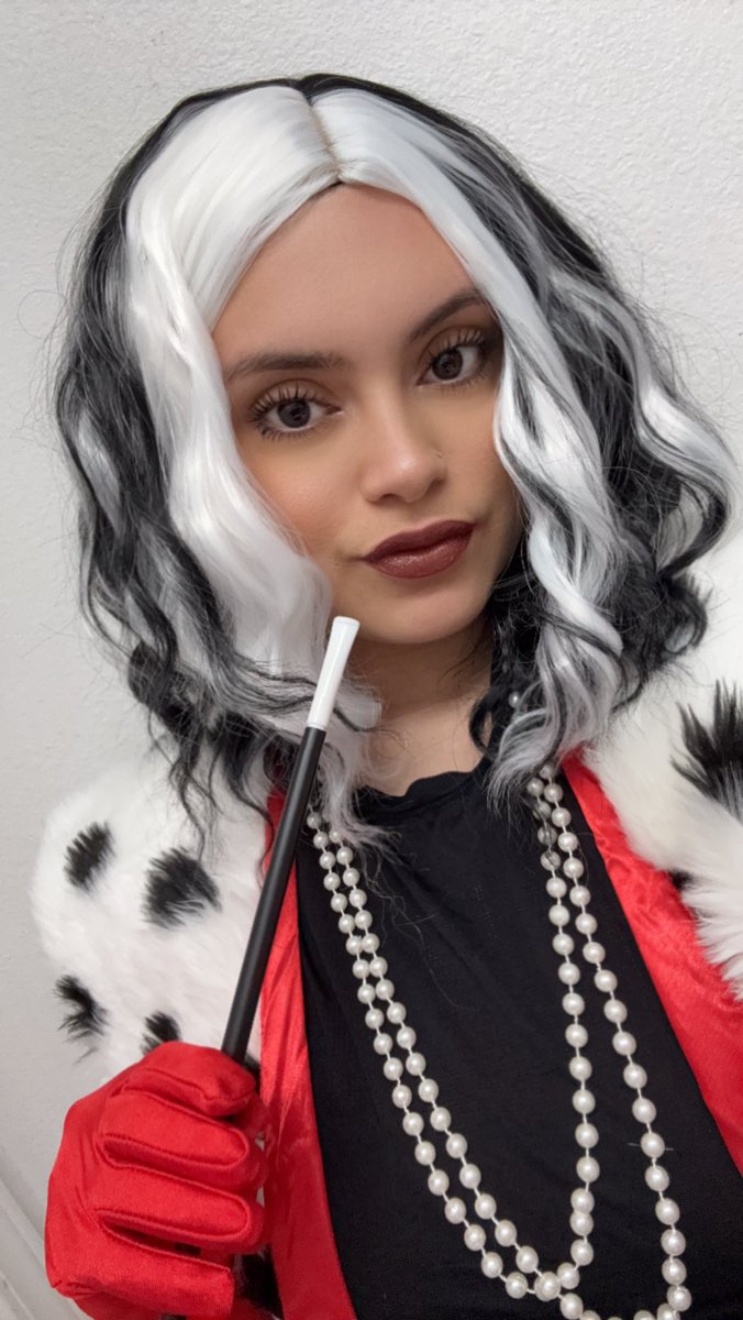 _LovelyLaura16's tweet photo. HAPPY HALLOWEEN🎃👻⚡️ https://t.co/bGRiIqwDXL