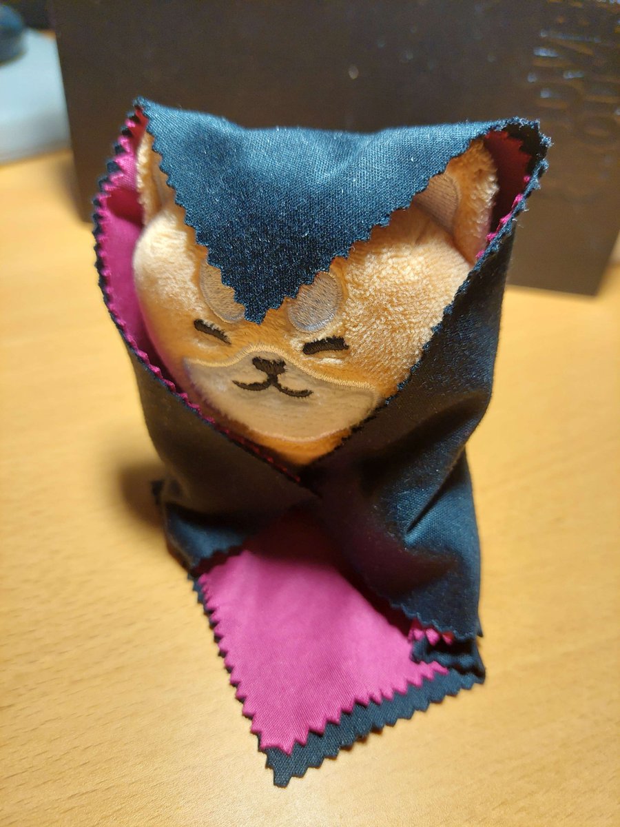 hopefully you all had a great halloween.  This shiba inu snappie was designed  by <a href="/paperbeatstweet/">PAPERBEATSSCISSORS!</a>