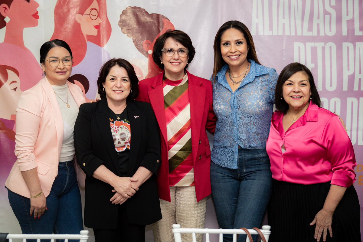 Hoy como parte de <a href="/MPluralesSon/">Red de Mujeres en Plural Sonora</a> fue un honor recibir a <a href="/Pat_MercadoC/">Patricia Mercado</a> con la conferencia “Alianzas Plurales, Reto para Nuestros Derechos”.
Desde nuestras diferentes trincheras nos unimos como mujeres para seguir construyendo una ruta de igualdad en nuestro estado y en nuestro país