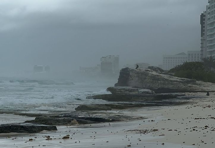 Preocupa a hoteleros la falta de fondos ante desastres naturales en Q. Roo dlvr.it/TFxZZx