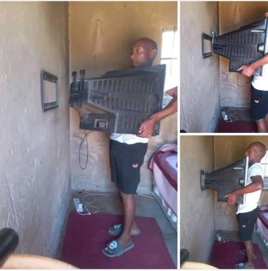 If forcing things was a person😭😂