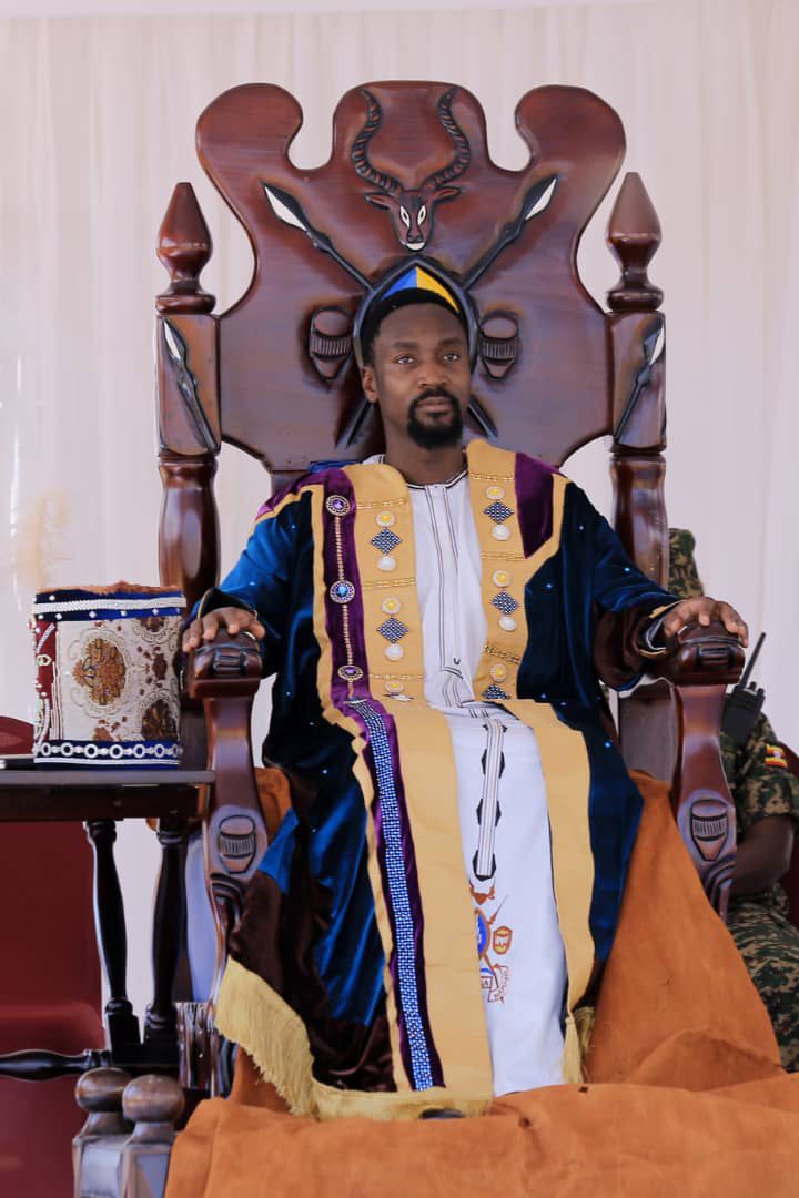Al-Hajj Ahmed Osman Noor (@owekosman) on Twitter photo Abaana abendha ya Busoga tuyozayoza Baba Kyabazinga <a href="/KingNadiopeIV/">Kyabazinga of Busoga</a> okutuuka ku mazaalibwa ge ag'omukuzi guno.
On your birthday, Your Majesty William Wilberforce Kadhumbula Gabula Nadiope IV, we celebrate your wise leadership of our beloved kingdom. May you be blessed with Abaana abendha ya Busoga tuyozayoza Baba Kyabazinga <a href="/KingNadiopeIV/">Kyabazinga of Busoga</a> okutuuka ku mazaalibwa ge ag'omukuzi guno.
On your birthday, Your Majesty William Wilberforce Kadhumbula Gabula Nadiope IV, we celebrate your wise leadership of our beloved kingdom. May you be blessed with