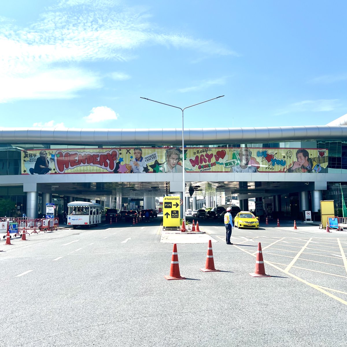 IMPACTVenue's tweet photo. ก่อนไปหวีด #WayV_ONTHEWay_in_BANGKOK วัจนี #WayZenNi อย่าลืมแวะเก็บความหล่อ เท่ น่ารักจาก Fan Project #WayV on IMPACT กันก่อน (2)

#WayV_ONTHEWay
#WayV_ONTHEWay_inBKK
#WayV_ONTHEWay_CONCERT
#อิมแพ็คเมืองทองธานี #อีเวนต์เมืองทอง https://t.co/ODiTSqjUCU