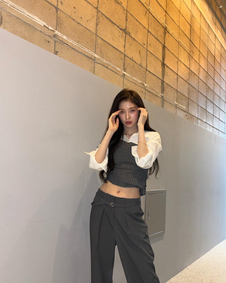 OH MY GIRL 아린 ARIN tweet media