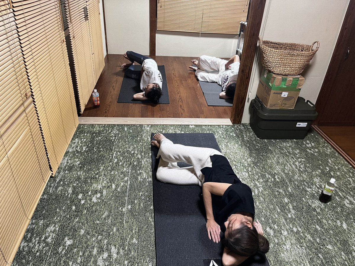 fplus_condition's tweet photo. 11月🍂
朝晩と日中の寒暖差が顕著になってきて体調を崩される方が増えてます⚠️
また、来月は年末で忙しくなる方が多いので今月中にしっかり身体を整えておくことをオススメしてます🤗
予約はLINEから⬇️
https://t.co/sjFetY653q https://t.co/mnIzG4mYKA