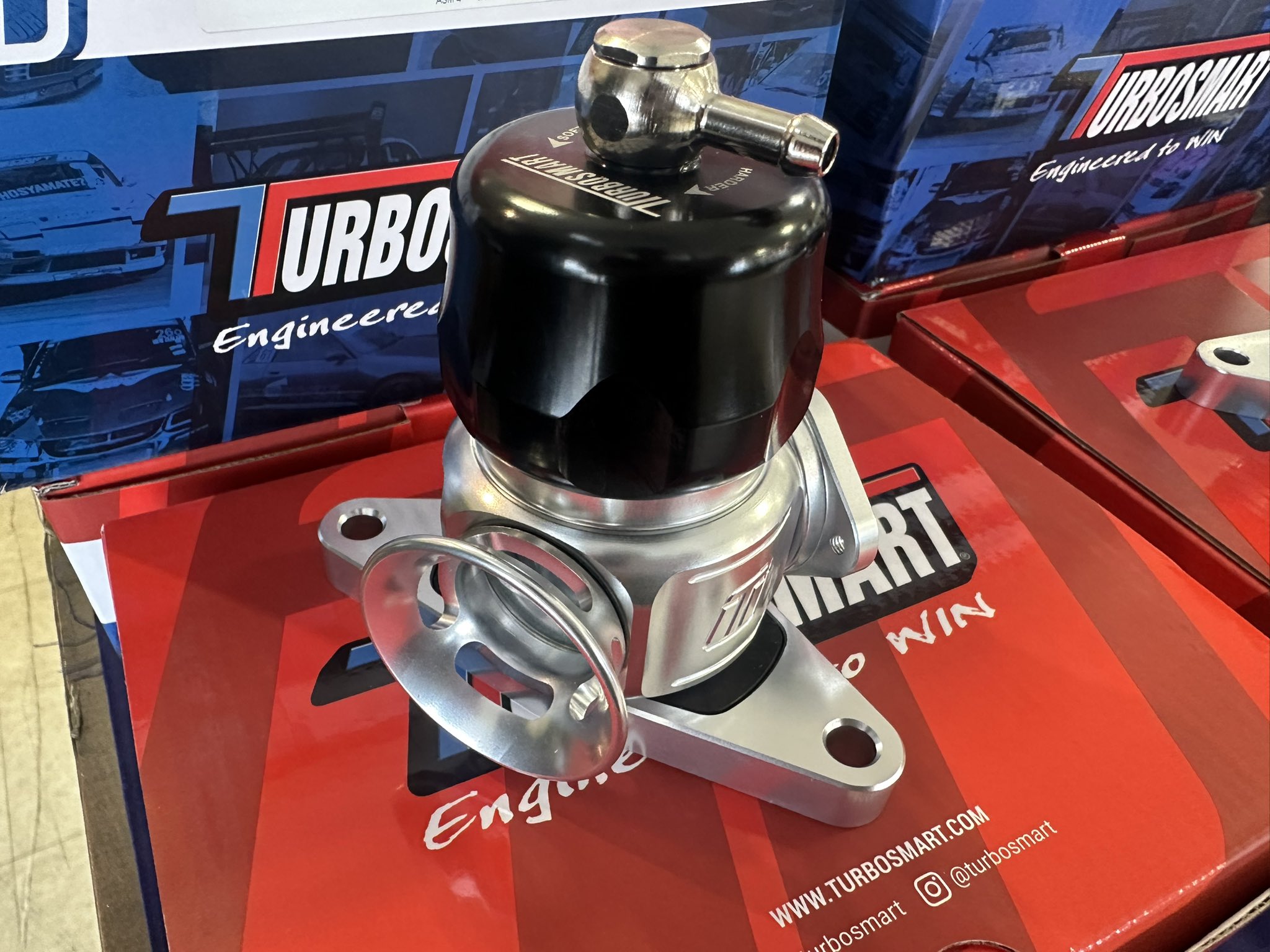 dualport Turbosmart ブローオフバルブ スバル専用 ブラック Dual Port