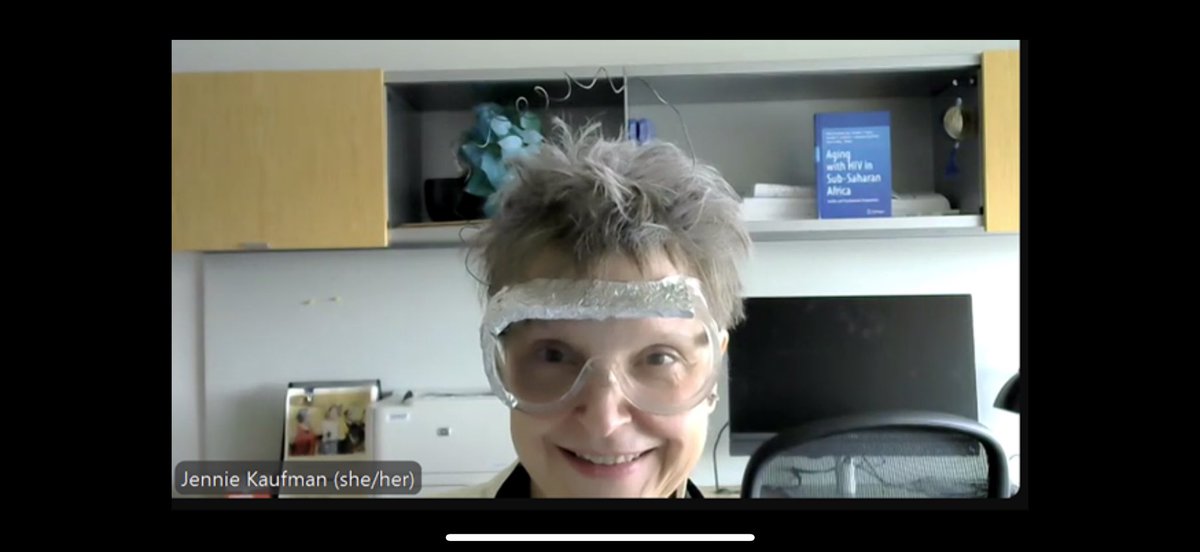NYRDRC's tweet photo. NYRDRC’s research meeting just got a Halloween makeover! @JennieKabo @jasannman @hunterbrookdale @Na_Yin_ @jennatip @NYRDRC #RDRC https://t.co/cgpEfAUjHf