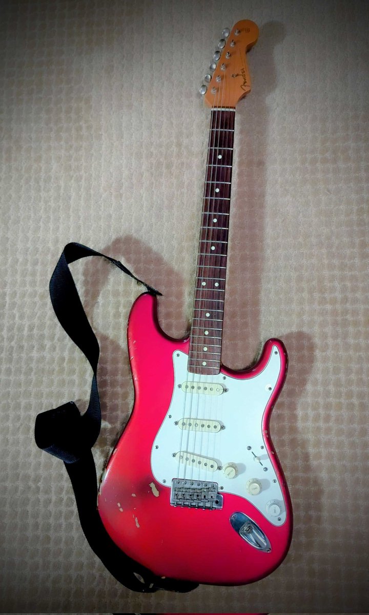 gurkhali's tweet photo. Happy 40th birthday my friend @Fender born October 31st in Fullerton California. Thank you for bringing us so much joy and tears over the years and we love you for it!!! https://t.co/YcYlfRg65R