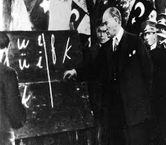 1 Kasım 1928’de yapılan 
HARF DEVRİMİ,
Cumhuriyetimizin kuruluşundan itibaren birbiri ardına kabul edilen  önemli devrim yasalarından biridir. 
Bu yasanın kabulüyle o güne kadar kullanılan Arap harfleri kaldırıldı, Latin harflerini esas alan Türk ABC’si yürürlüğe konuldu.