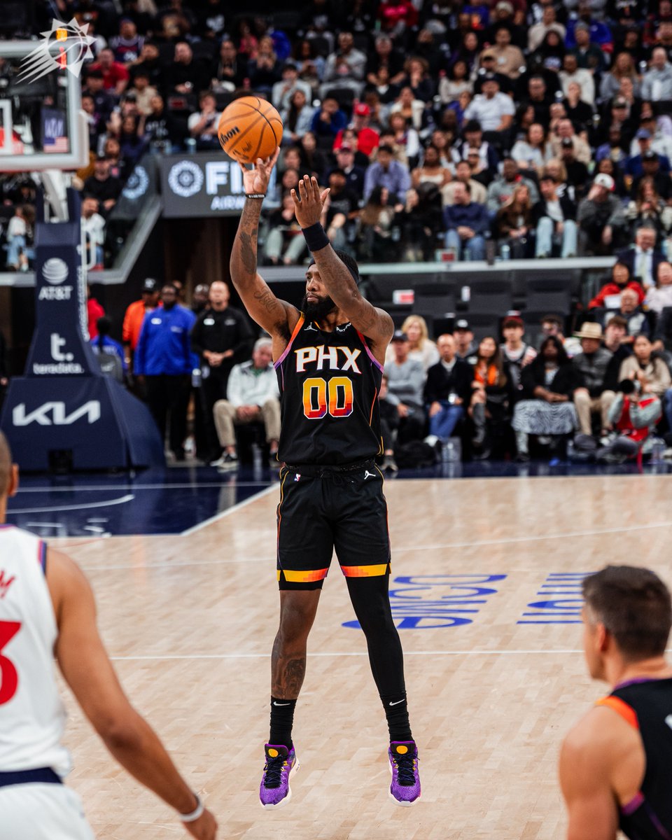 Stats from tonight’s win 📰

Booker: 40 PTS, 8 AST, 5 REB, 3 STL
O’Neal: 21 PTS, 7 REB, 1 BLK, 1 STL, 1 AST
Durant: 18 PTS, 5 REB, 4 AST, 2 BLK, 1 STL
Dunn: 16 PTS, 4 REB, 1 STL
Nurkic: 11 PTS, 3 REB, 2 AST
Plumlee: 8 PTS, 6 REB, 2 STL, 1 BLK
Jones: 7 PTS, 11 AST, 3 REB