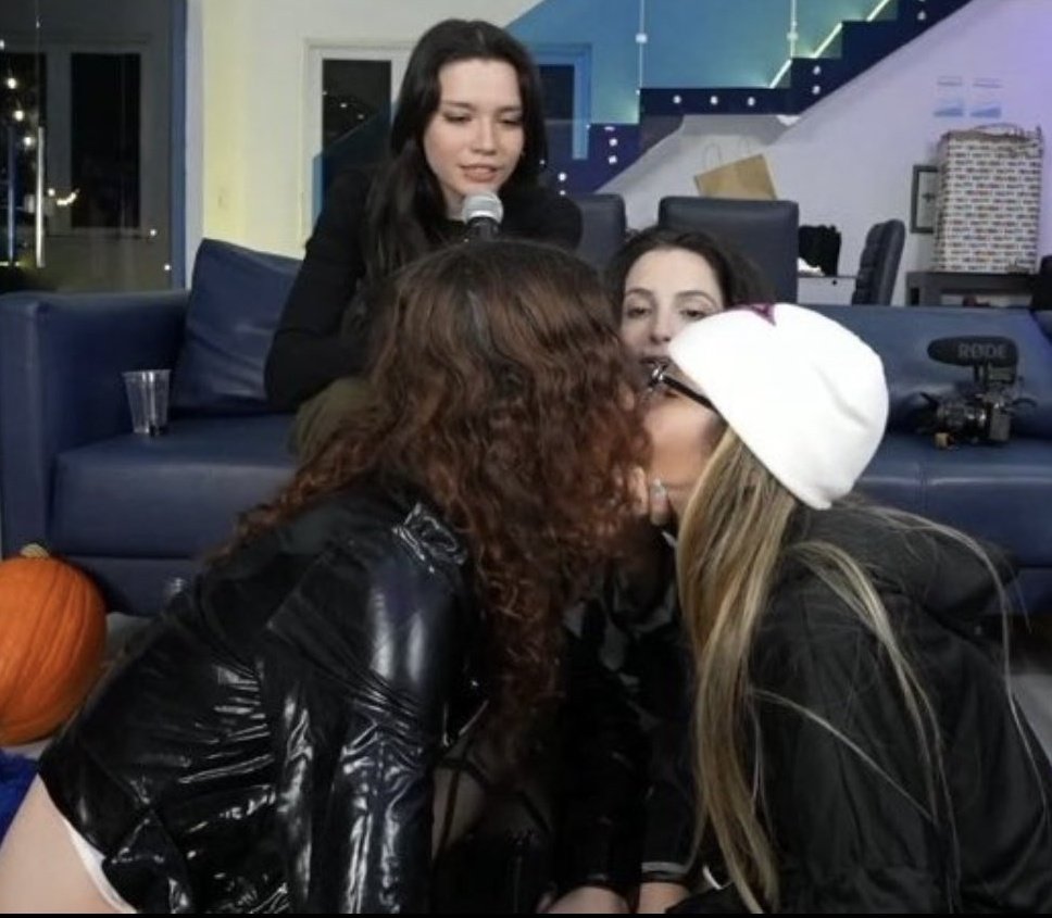 ESTOY LLORANDO FUE TAN LINDO