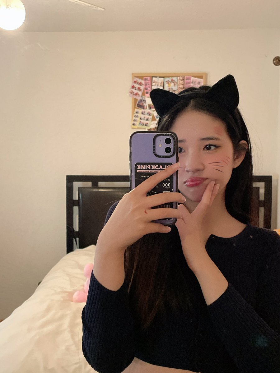 puddpudd_'s tweet photo. happy halloween 🎃 !! https://t.co/xCBeneVGGT