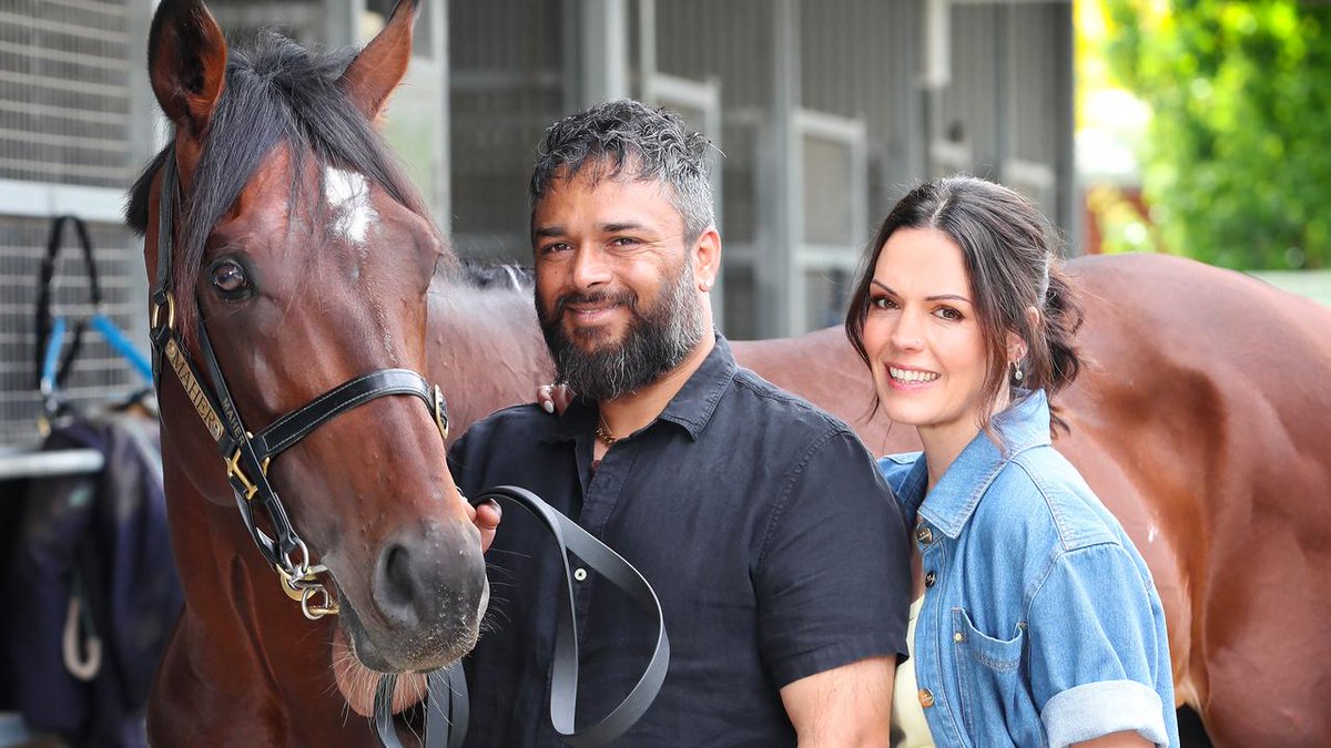 bendorries76's tweet photo. One-time nightclub bouncer Rohit Saini once provided security for a Melbourne Cup horse and now his family has a Cup contender of their own. He's also a car wash king and a car racer. Okita Soushi can deliver an incredible dream. 
https://t.co/BEl6E51QtW https://t.co/rFQ277pt7Z