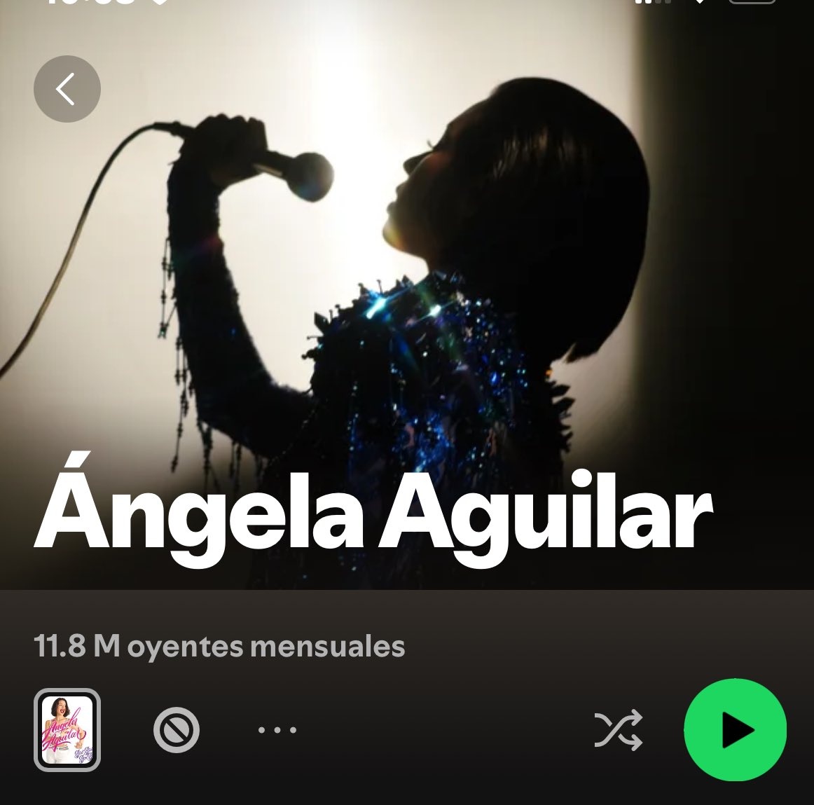 StephyMendoza10's tweet photo. Cazzu toda una dama, yo te hubiera humillado cara de rata, pompas falsas @AngelaAguilar__!  Cómo te atreves a hablar de los sentimientos de #Cazzu y asegurar que a nadie le habían roto el #corazón 🤬 Cazzu vió destruida su familia, su sueño de darle a su hija una familia por #Dios, mientras tú #Angela PIRUJA disfrutabas de haberle "ganado" al #narcisista y poco hombre de #Nodal.  De ❤ que el karma los castigue dándoles el doble de dolor que tuvo Cazzu. Por lo mientras, BLOQUEADOS de @Spotify, jamás volveré a reproducir una canción de ustedes 2 en ninguna #app de música. 💅🏼 y menos ir a sus asquerosos conciertos. 🤢🤮🤮 Y Angerata, ni tú ni Nodal,  hablen de representar a México en el extranjero porque a la MAYORÍA de los mexican@s  NOS DAN ASCO Y VERGÜENZA. 💅🏼Aparte que físicamente están bien feitos. 😘