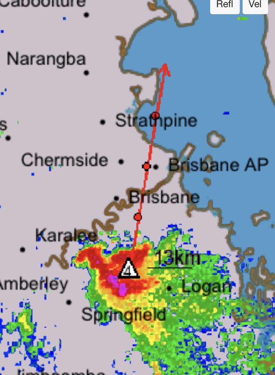 Brisbane, take cover now!!

A supercell thunderstorm with a history of producing giant hail is closing in!

Stay off the roads and get inside for the next hours or so. It should hopefully clear quickly.

📸 Radar 3:44pm. With radar derived hail size in cm and forecast track.