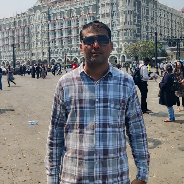 12_mugal's tweet photo. #NewProfilePic https://t.co/t7OWvLMatw
