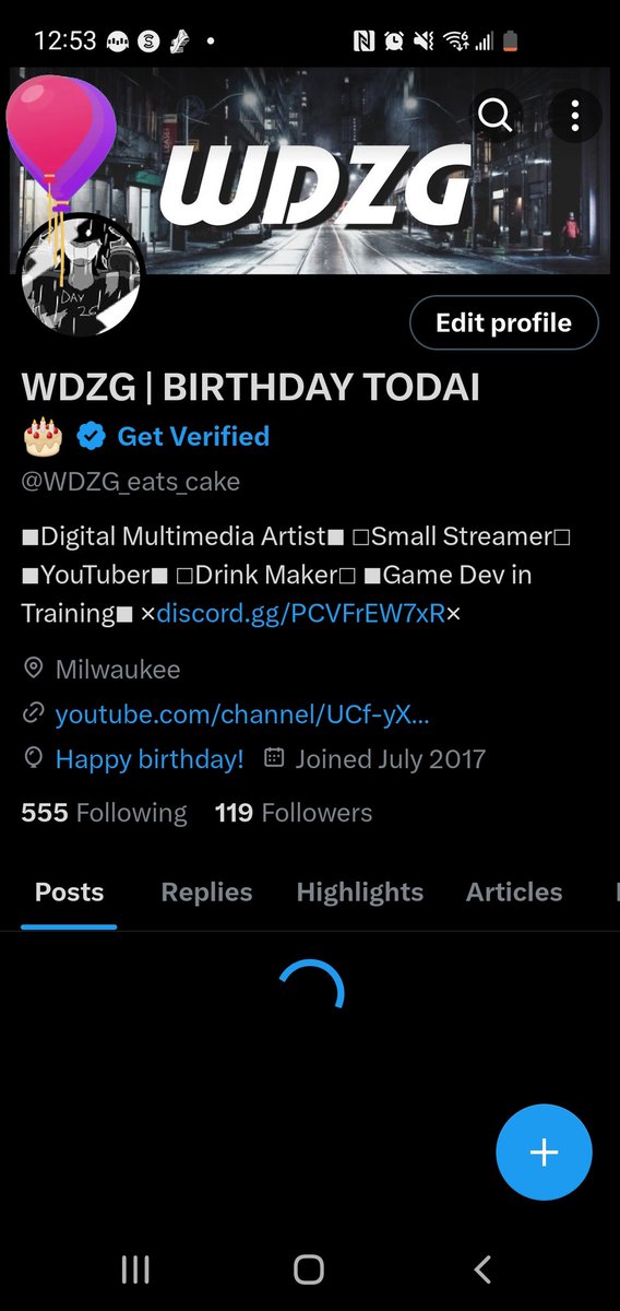 WDZG_eats_cake's tweet photo. I think my balloons broke, I am officially 24 now.

(Can't believe I almost forgot about my birthday) https://t.co/E5vr9LyX8V