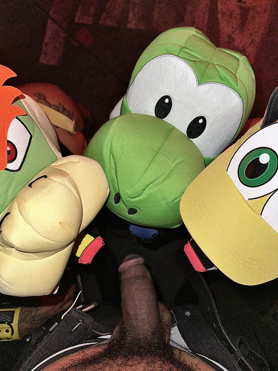 puppynoodz's tweet photo. POV: you see the super Mario pups @ your local leather bar and they decide to have a Mario party. 

Ft @EvanicciTheAlt cock 😵‍💫 and our beta puppy yoshi @puppyccum https://t.co/DNRVakRi24