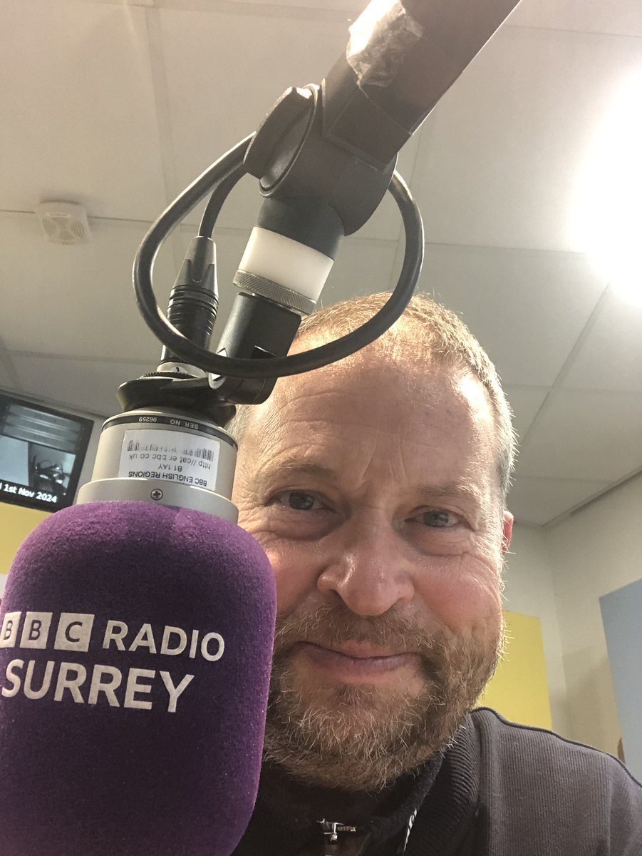 Good morning from <a href="/BBCSurrey/">BBC Surrey</a> 
Back on breakfast until 10am
Listen via <a href="/BBCSounds/">BBC Sounds</a> 🎙

#radio #breakfastshow #Surrey #onair #presenter