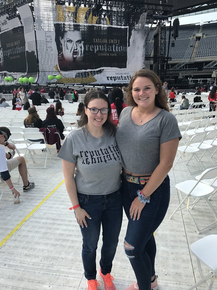 AshleyShaffer14's tweet photo. @erastourticks @LucasOilStadium Please consider us!! For the reputation concert I was able to get tickets by watching the LWYMMD video about 10,000 times and earning points (remember that?!)! For Eras-
I was waitlisted for Indy and have been waiting all week for the queue to open but wasn’t able to access 🥲 https://t.co/gRAXW23ORs