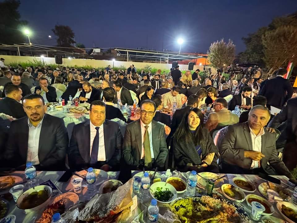 dlovanjalal's tweet photo. Thursday 31st Oct 2024

Director General of Health in Erbil recieved an appreciation Letter for his effective role in the campaign of the sixth session of the Kurdistan Parliament
سوپاس و پێزانین بەخشرا بە بەڕێوەبەری گشتی تەندروستی هەولێر https://t.co/t3Owent3IN