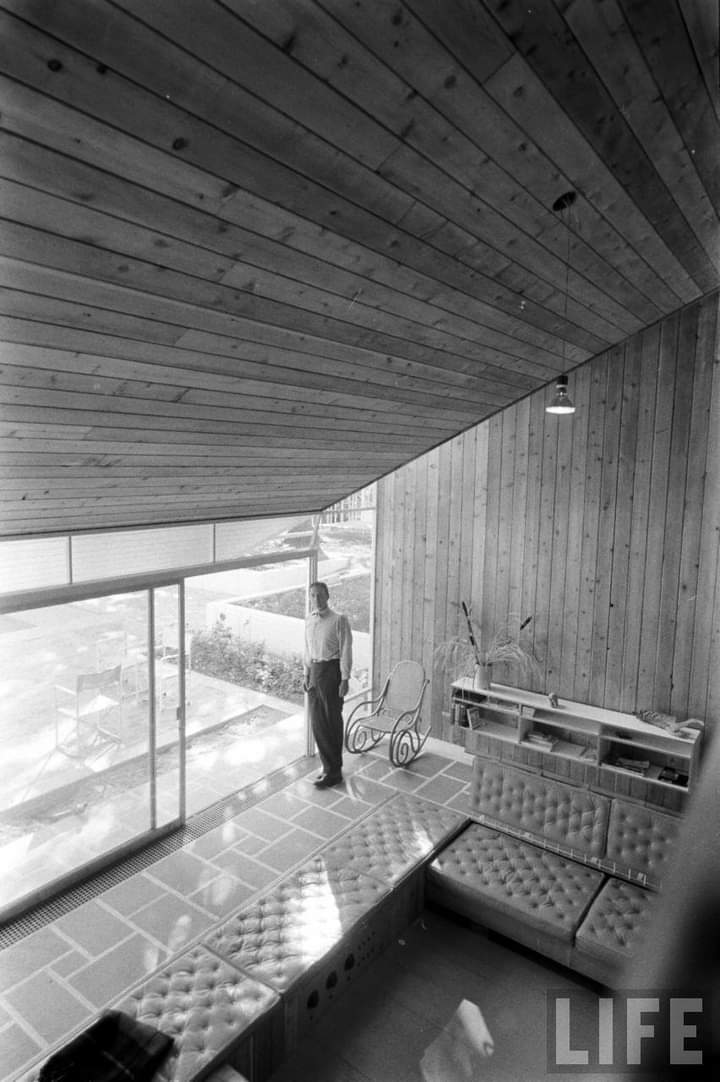 areasvellas's tweet photo. Weese Residence, Barrington, IL. 1958 
Harry Weese...  
Photos: Francis Miller
#architecture #arquitectura #interior #HarryWeese #Weese https://t.co/79gDt1MYZ4