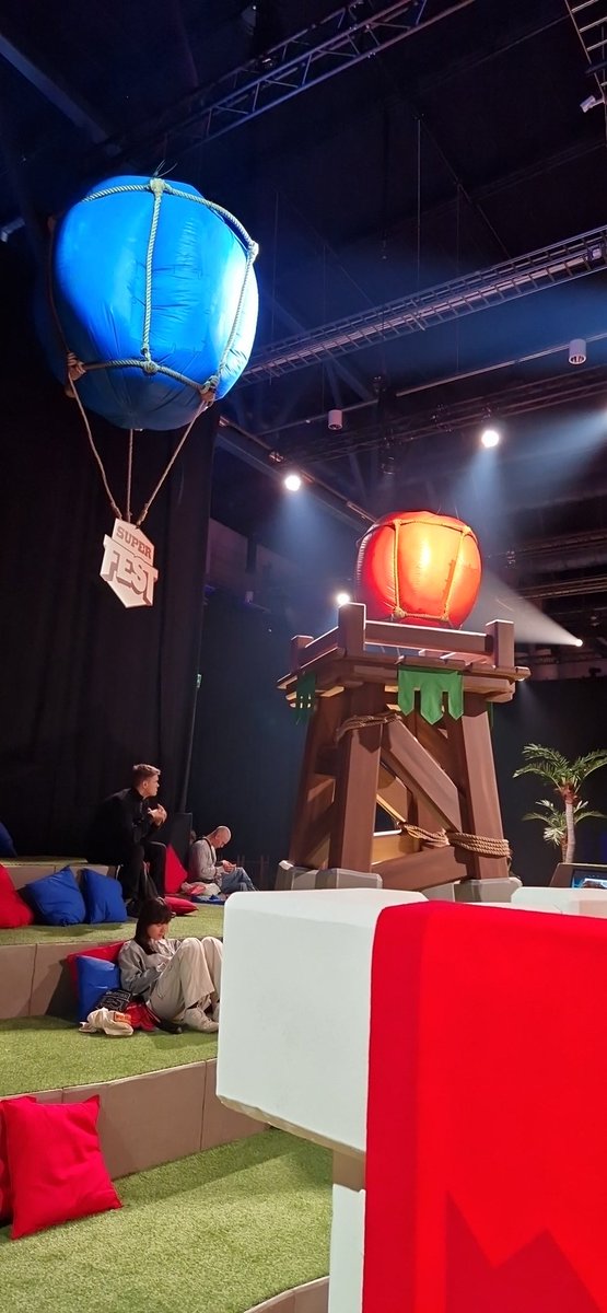 LordPablo_cr's tweet image. #SuperFest