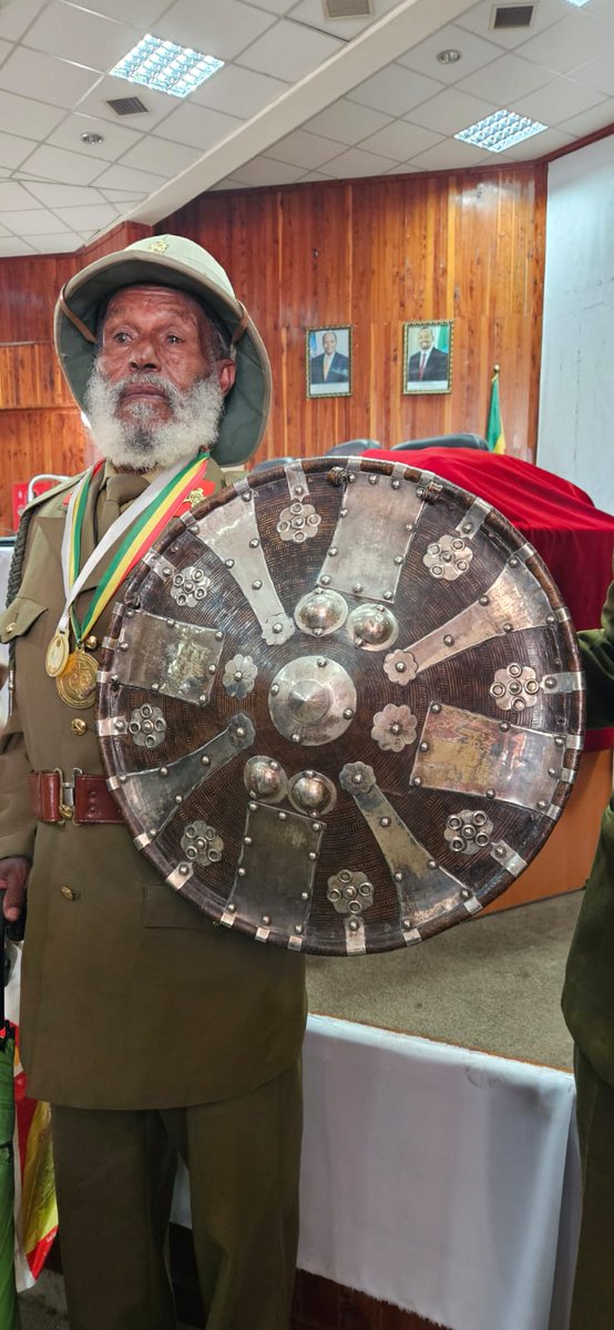 Loot and Plunder (@lootplunder) on Twitter photo Huge news. It's back.
The shield taken from Ethiopia in 1868, put up for sale in Newcastle this year, identified through the expertise of <a href="/alulapan/">alula pankhurst</a> (who shared the pics) and handed over through the negotiation of HIH Prince Ermias & the Royal Ethiopian Trust just came back home. Huge news. It's back.
The shield taken from Ethiopia in 1868, put up for sale in Newcastle this year, identified through the expertise of <a href="/alulapan/">alula pankhurst</a> (who shared the pics) and handed over through the negotiation of HIH Prince Ermias & the Royal Ethiopian Trust just came back home.