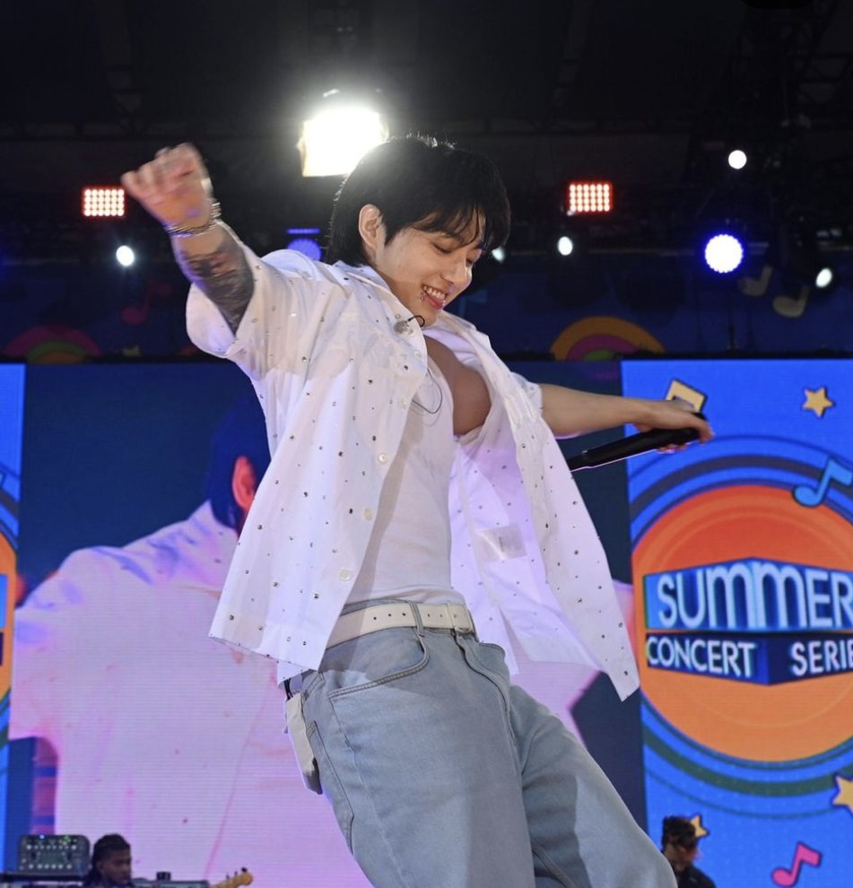 I vote for #jungkook at #2024MAMAVOTE