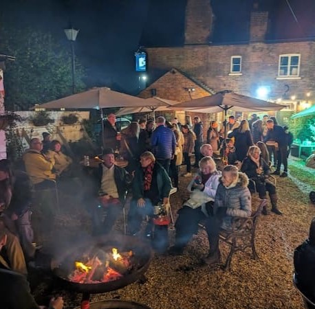 Remember, Remember the 5th of November …. It’s Bonfire Night this week and there’s an extra warm welcome at your Community Pub!
Read more here: - mailchi.mp/ad118f5c5f10/2…
#TheSwanInClewer #WindsorUK #WindsorPubs #CommunityPub #pubawards #morningadvertiser #BonfireNight2024 #CAMRA