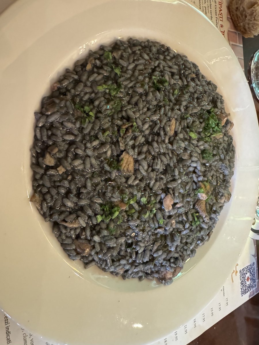 Anche se siamo gente di lago,un risotto al nero fà sempre piacere!