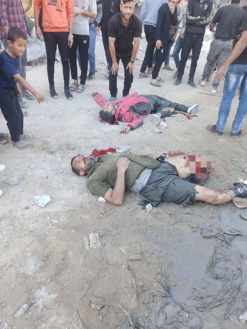 Gaza7o's tweet photo. 🔻
Despite more than a year passing since the Gaza war, Israel continues its daily crimes against civilians. A criminal who faces no punishment will continue committing crimes without concern.

#IsraeliNewNazism
#JabaliaGenocide
#حصار_السفارات
@Gaza7o https://t.co/pzfGnk0eWs
