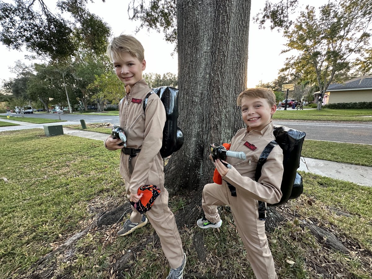 kmaloney54's tweet photo. Halloween 2024!
#MaxLeo
#SamKM https://t.co/q45PX69OjI