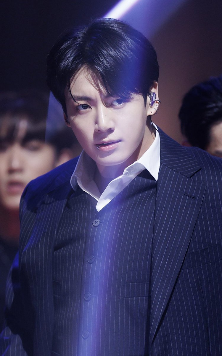 I vote for #jungkook at #2024MAMAVOTE
