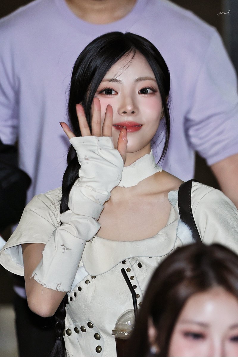 241101

#퍼플키스 #PURPLE_KISS  
#고은 #나고은 #ナゴウン #NAGOEUN