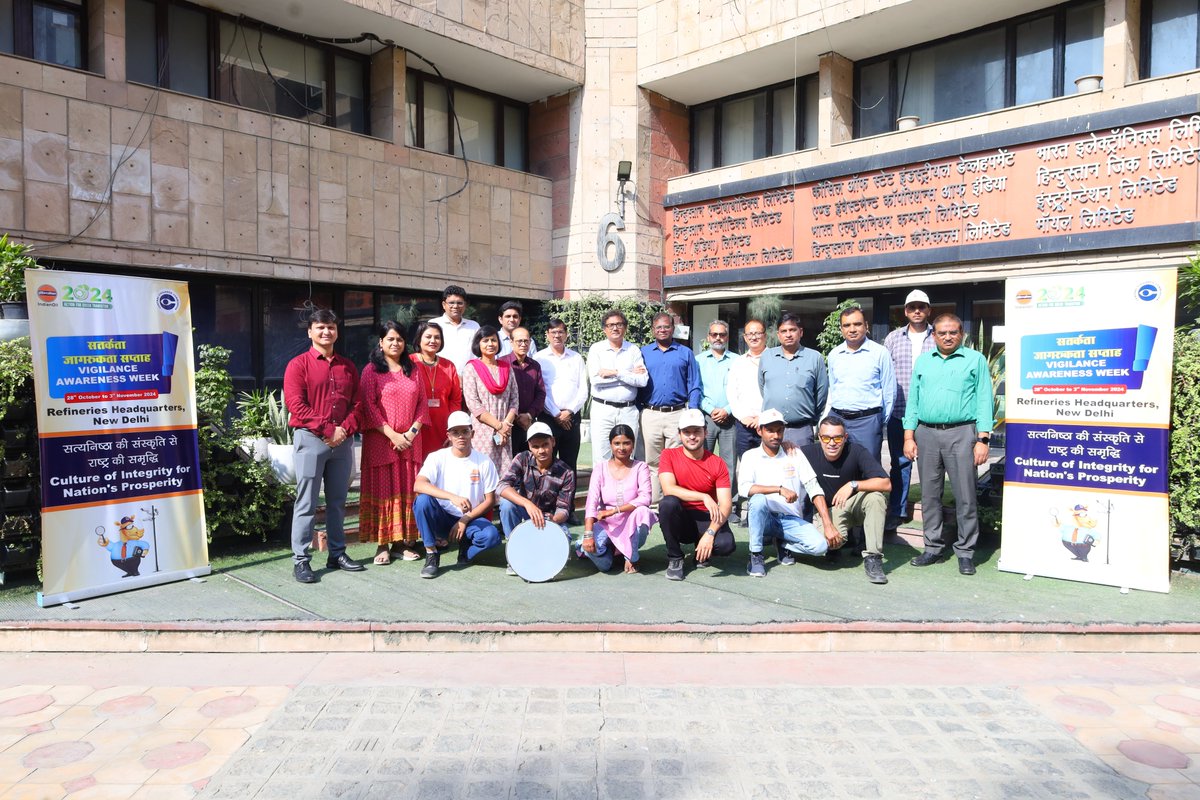 High powered Nukkad Natak performance at #Scopecomplex as part of #VigilanceAwarenessWeek2024 on the theme 'Culture of integrity for Nations prosperity' <a href="/IndianOilcl/">Indian Oil Corp Ltd</a> <a href="/CVCIndia/">CVC, Govt. of India</a> <a href="/PetroleumMin/">Ministry of Petroleum and Natural Gas #MoPNG</a> <a href="/ChairmanIOCL/">ChairmanIOC</a>