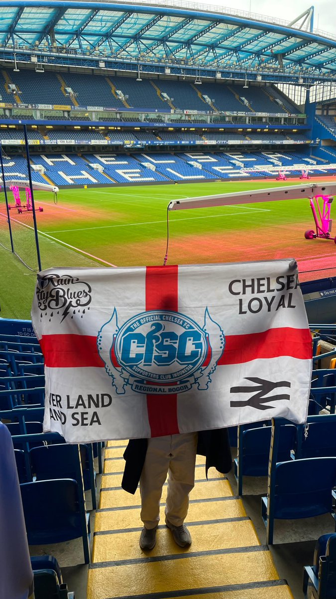 ciscbgr's tweet image. Hello, from Fulham Road SW6 🙋🏻‍♂️💙 #ciscbgr #raincityblues