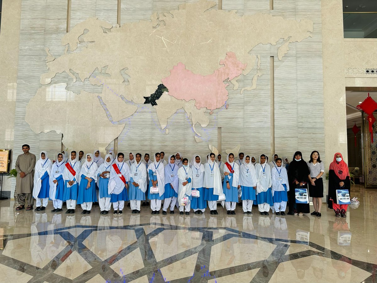 Gwadar Port hosted the 3rd opening day event of 2024, inviting 27 students delegation from Gwadar Faqeer Girls Middle School. They had good experience and watched films about Gwadar Port, gaining a deeper understanding of the port and Free Zone's important position in the CPEC.