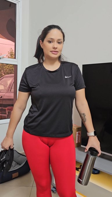 Watch Kel Secrets's leaked NSFW photo on TwXstars