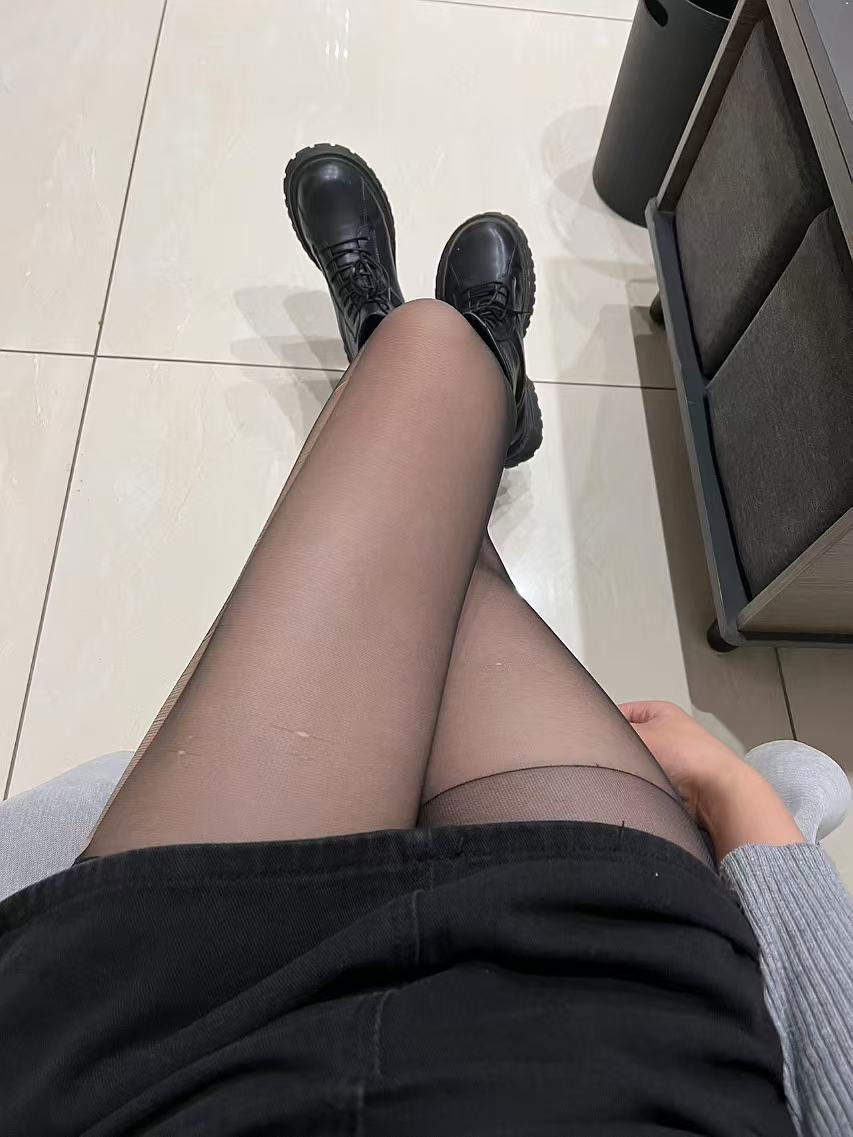 这才多一会 就丝烂了
在想怎么处理
丢垃圾桶还是你手里😳 https://t.co/O5y7QNuTZh