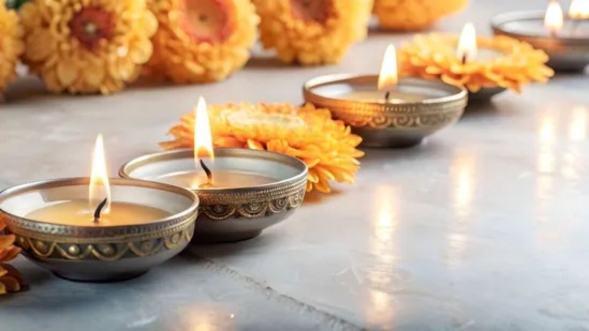 AOIIBucksCounty's tweet photo. We're celebrating Diwali! 🐼♥️🪔 https://t.co/jV7qgE5wyL
