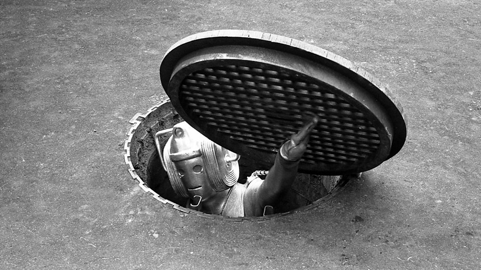 The Amazing Worlds of Doctor Who tweet media