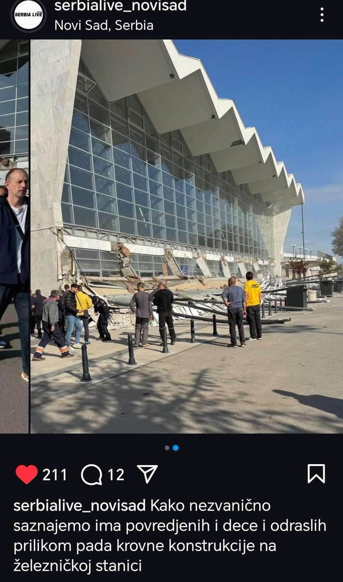 paratzelzius's tweet photo. Novi Sad, rekonstruisana železnička stanica..
Šta god da su sagradili, SVE SU SKARABUDŽILI. https://t.co/BiZ2QapZcT