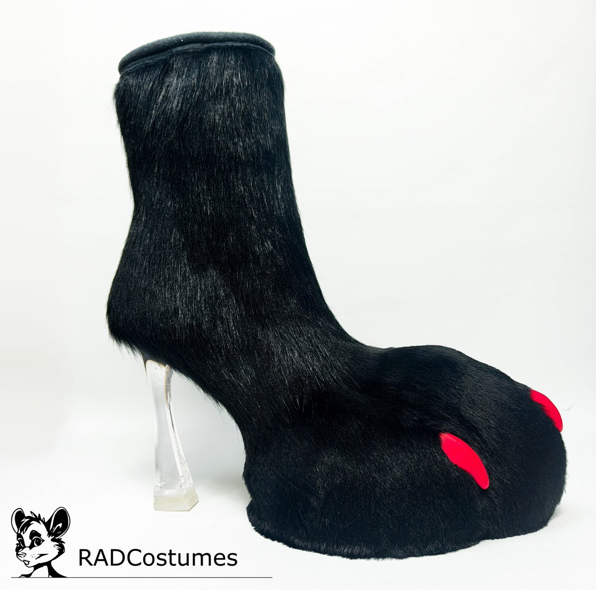 RADCostumes tweet media