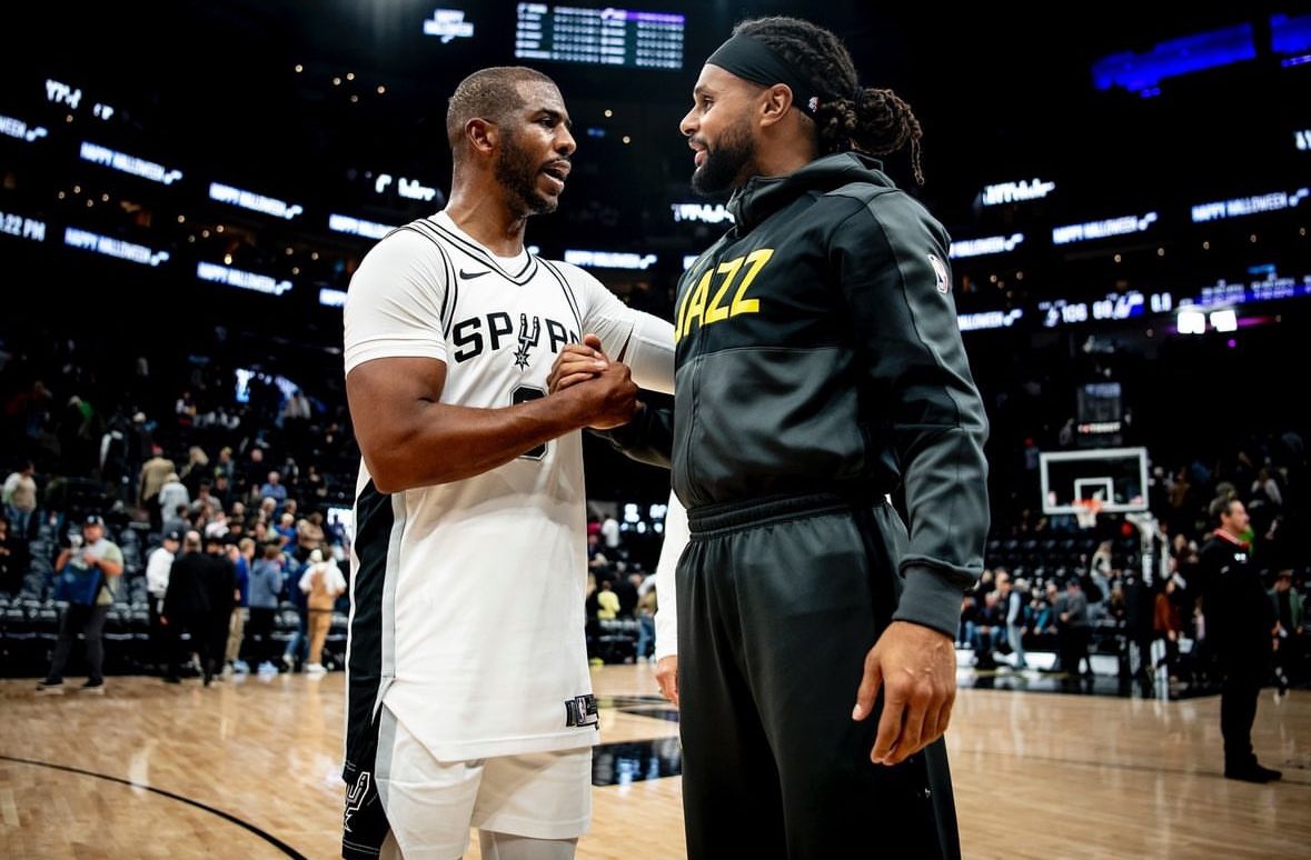 CHRIS PAUL :

19 POINTS
7 REBONDS
10 ASSISTS
2 STEALS

8/13 FG
3/7 3PTS

32 MINUTES