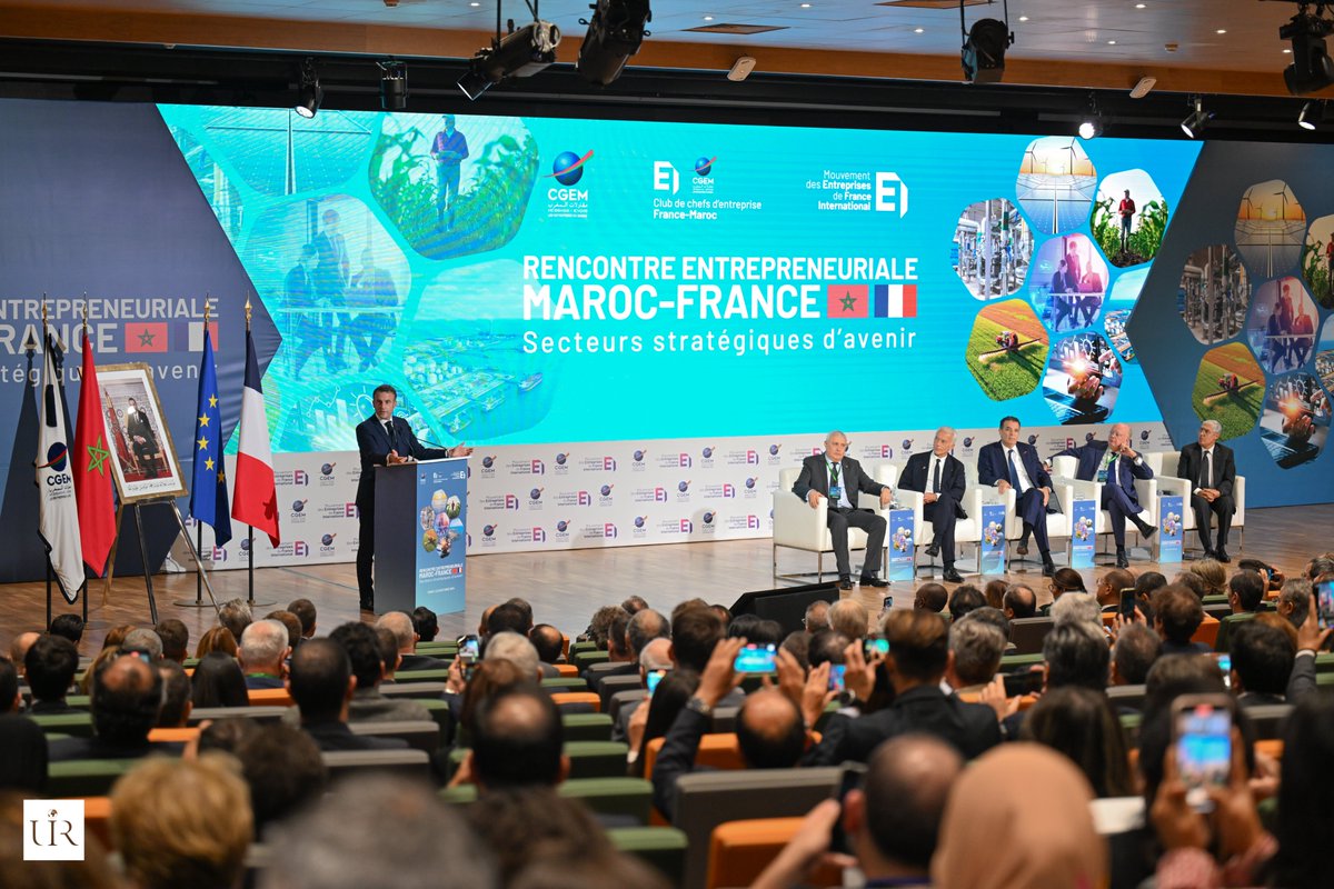 L’Université Internationale de #Rabat a eu l’honneur d’accueillir le Président de la République française 🇫🇷, Monsieur Emmanuel Macron, dans le cadre des Rencontres entrepreneuriales Maroc-France. Cet événement, organisé par la (CGEM) et hébergé au sein de l’UIR.