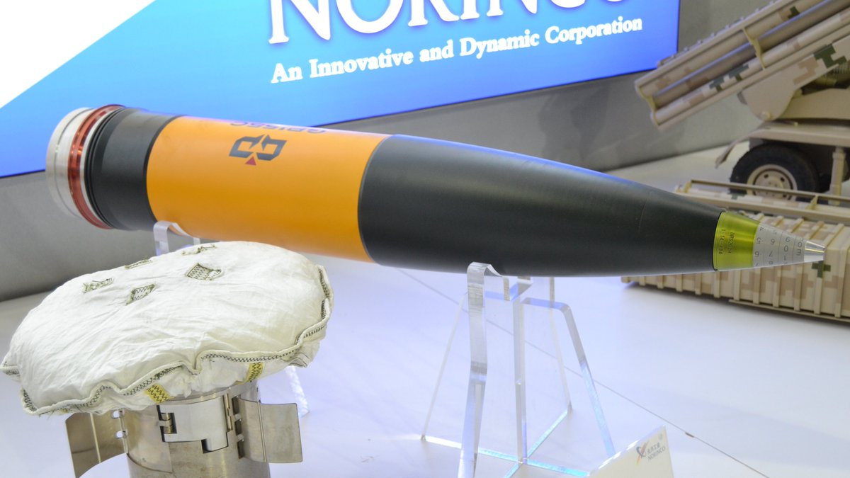 Defense_Talks's tweet image. A model of GP 155C terminal sensitive projectile, showcased by the NORINCO at the #IDEAS2022. 🇵🇰🇨🇳
